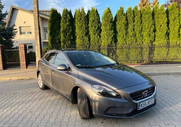 Volvo V40 cena 34950 przebieg: 278900, rok produkcji 2013 z Warszawa małe 781